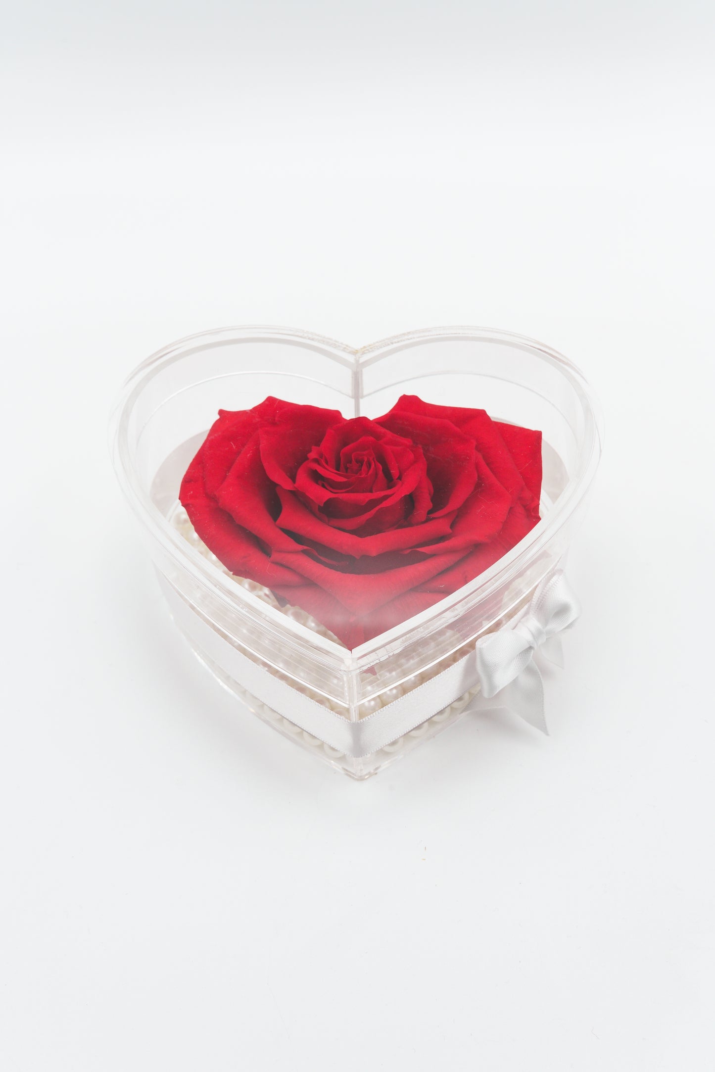 Medium acrylic heart shaped box