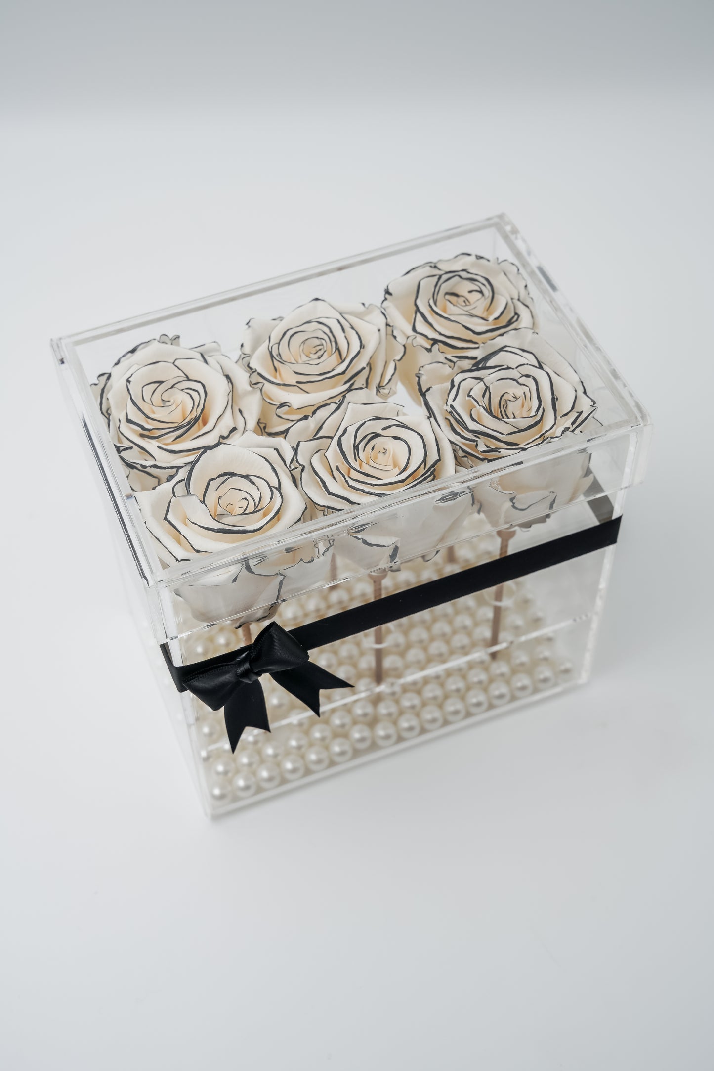 6 Rose Premium box with Stem