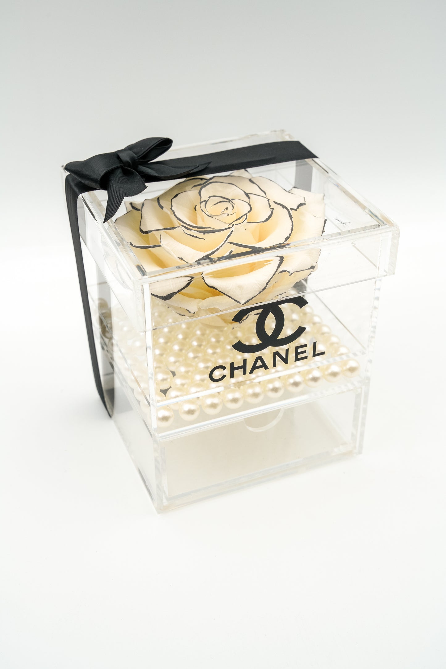 Special Edition CHANEL roses