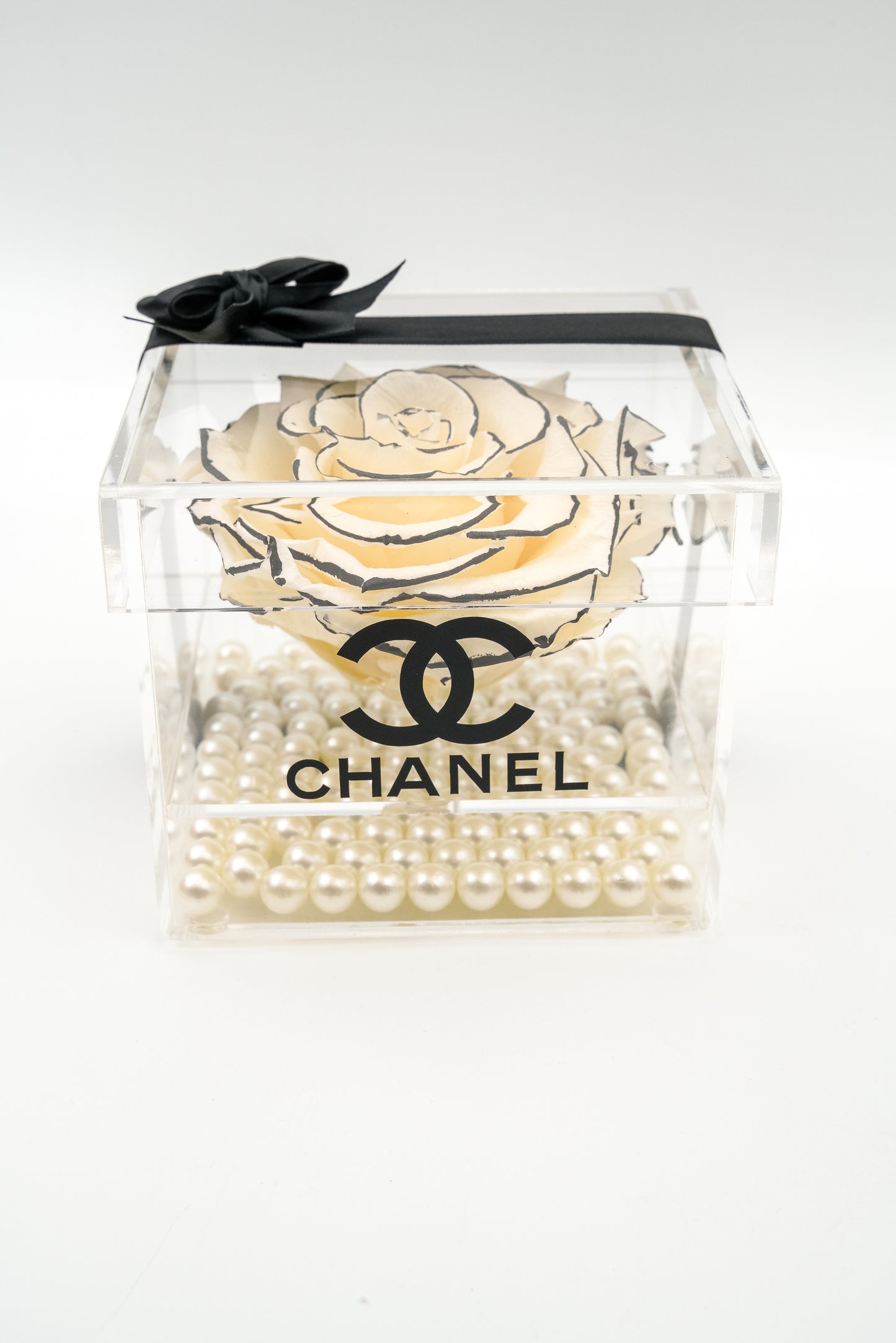 Special Edition CHANEL roses
